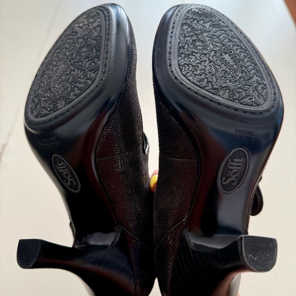 Sofft Women's Black Leather Textured Gothcore Mary Jane Kitten Heel Steampunk - Picture 6 of 8